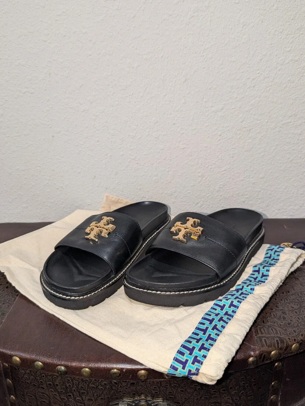 Tory Burch Everly Anatomic Lug Nappa Leather Slide Sandal in Black Size 8
